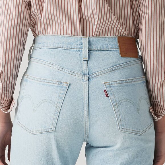 LEVI'S 501 original fit jeans in Wow Me Over 32" inseam (sz27) - Picture 2 of 16